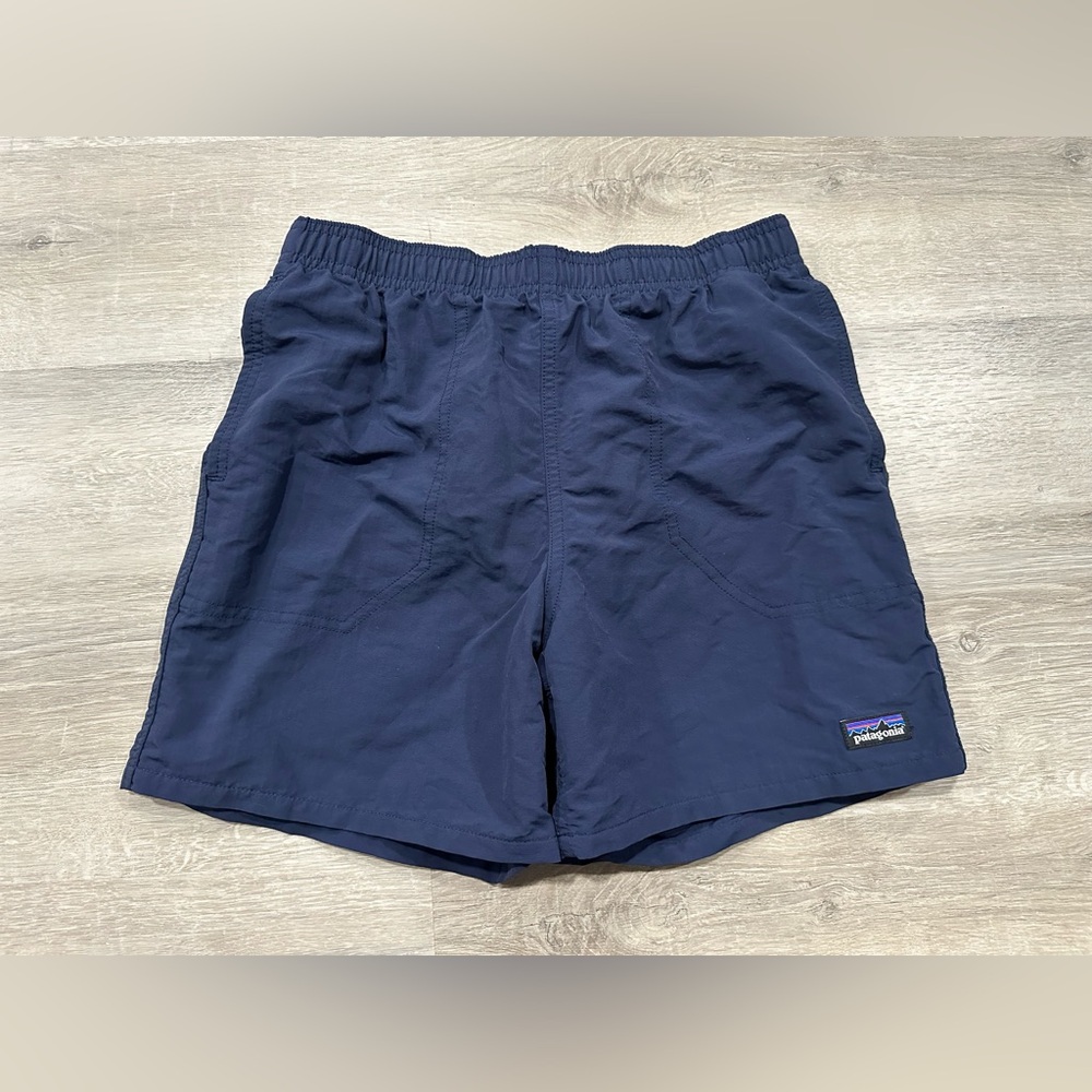 N102 Patagonia Kids Size XL/14 Baggies Shorts 5" Inseam Lined Navy